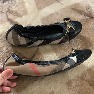 Burberry flats